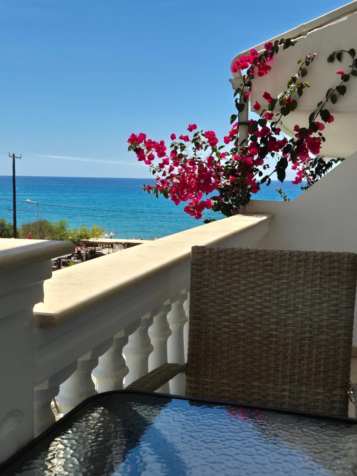 Vrachos Beach Hotel Dış mekan fotoğraf